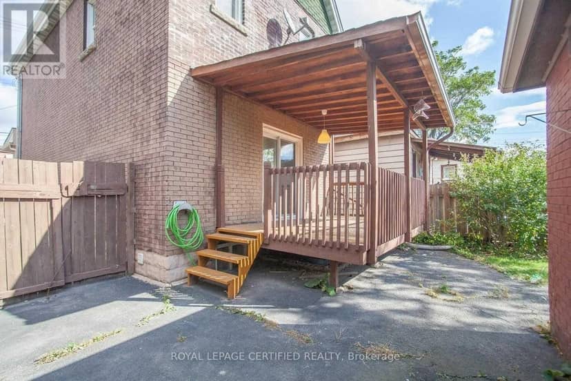 116 Beach Road — photo 2 of 22