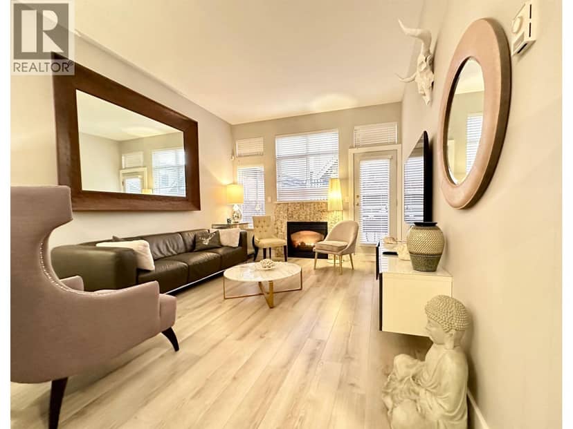 D 136 W 4TH STREET, Vancouver, photo 2
