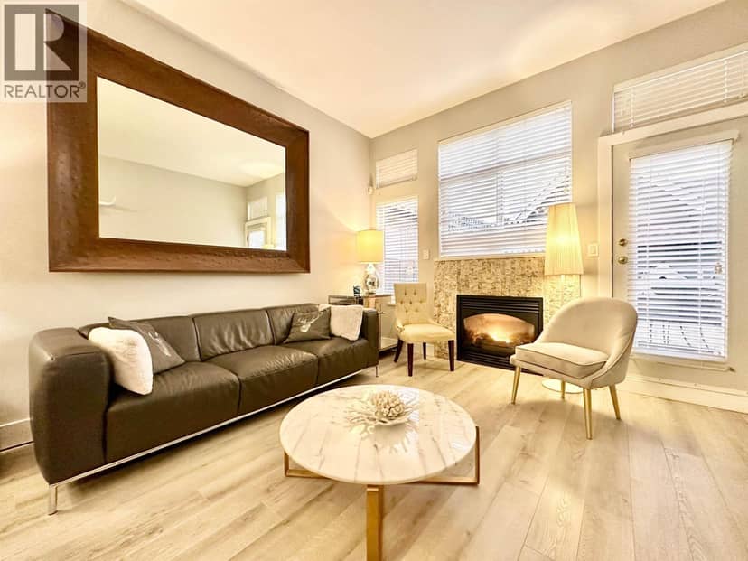 D 136 W 4TH STREET, Vancouver, photo 3