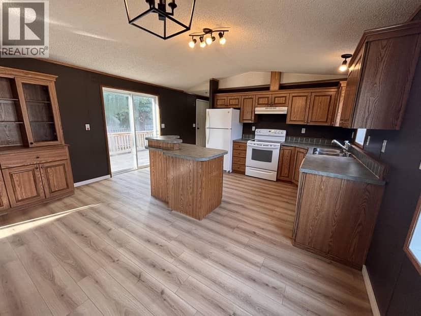 10279 101 STREET, Taylor, photo 5