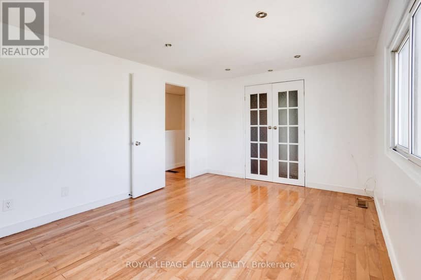 52 - 2669 Southvale Crescent — photo 16 of 29