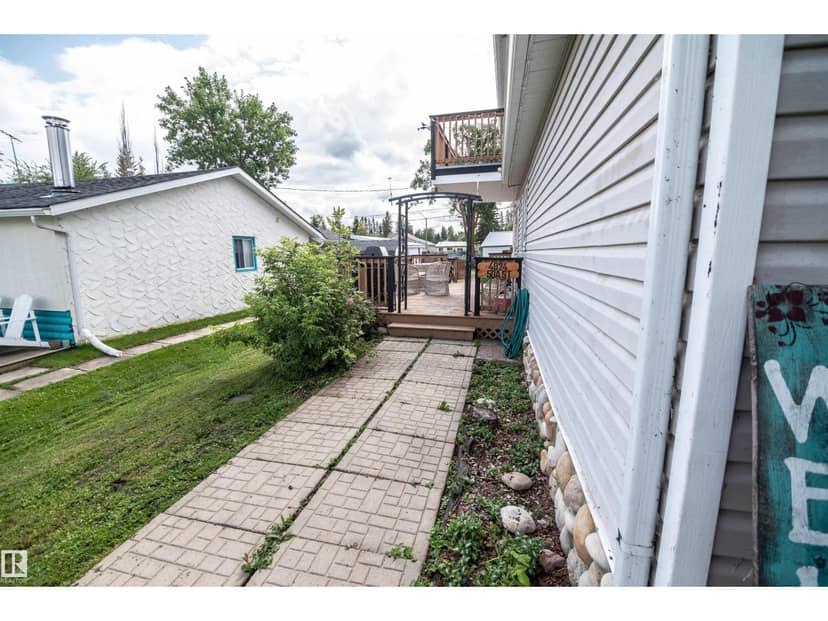 4824 50A ST, Rural Lac Ste. Anne County, photo 2