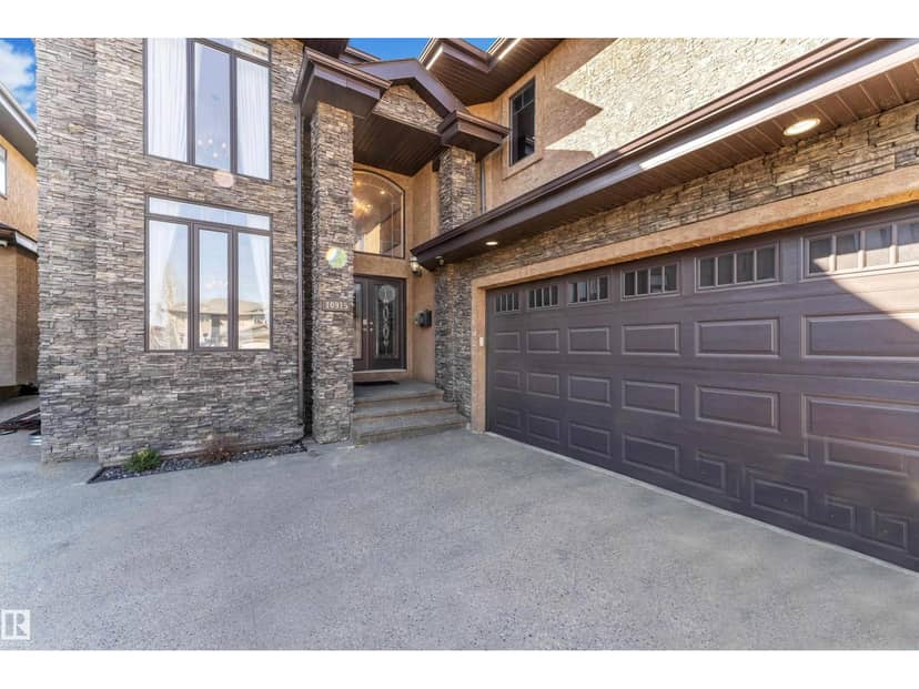 10915 175 AV NW, Edmonton, photo 2
