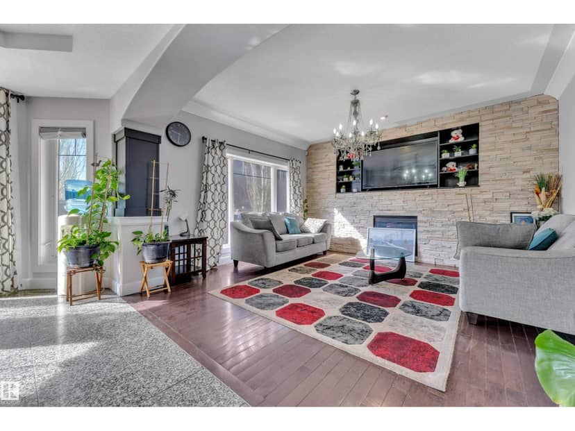 10915 175 AV NW — photo 11 of 40
