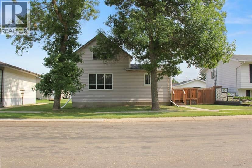 5129 51 Street, Daysland, photo 2