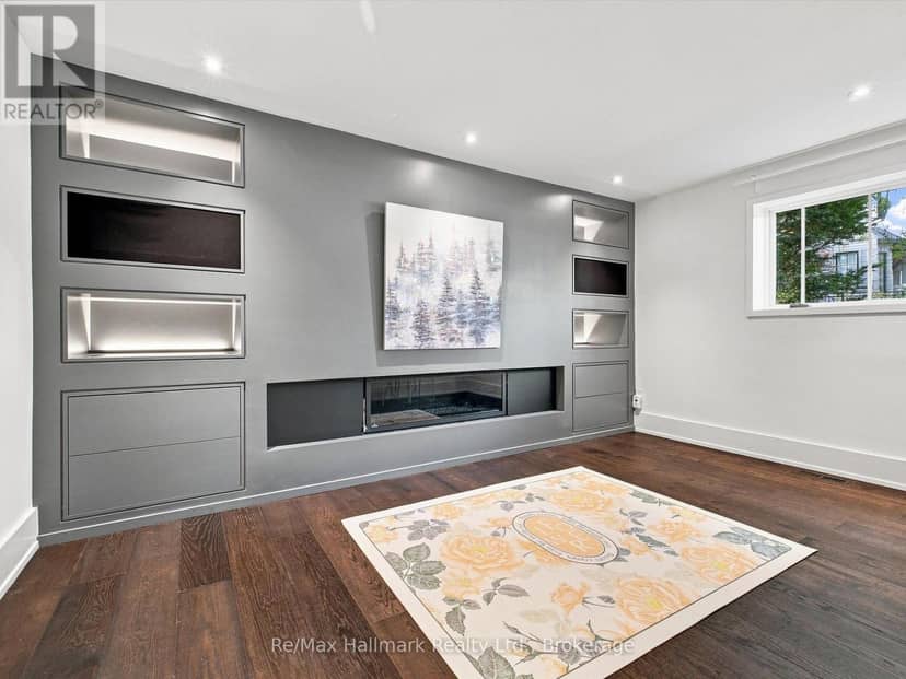 2076 Glenforest Crescent — photo 32 of 40