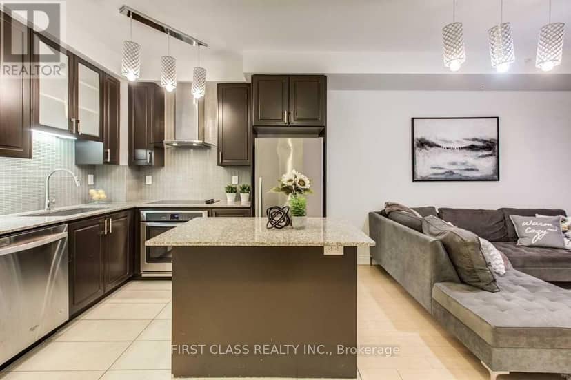 1509 - 9090 Yonge Street — photo 4 of 19