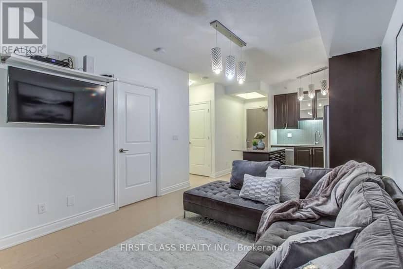 1509 - 9090 Yonge Street — photo 8 of 19