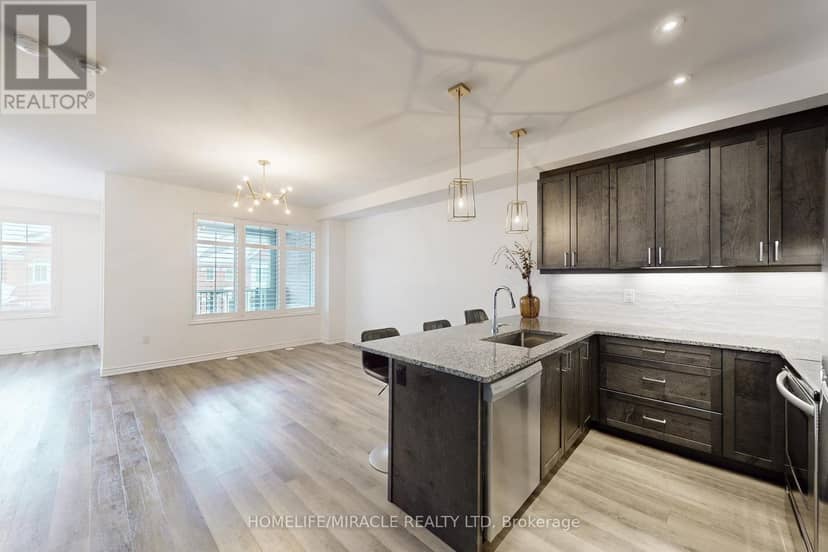 1587 Moira Crescent — photo 13 of 31