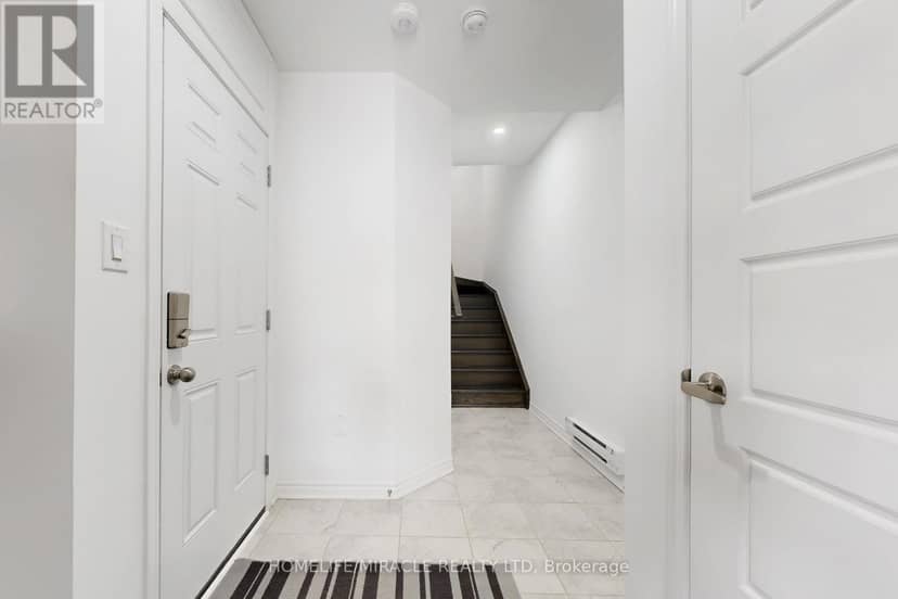 1587 Moira Crescent, Milton, photo 5