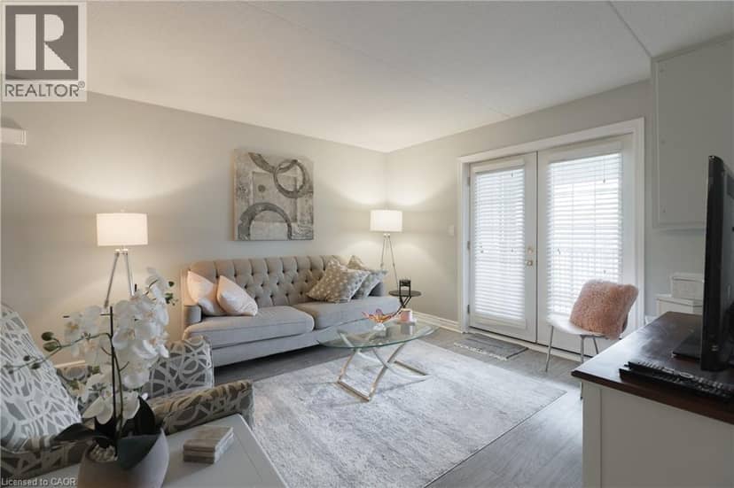 2040 CLEAVER Avenue Unit# 218, Burlington, photo 3