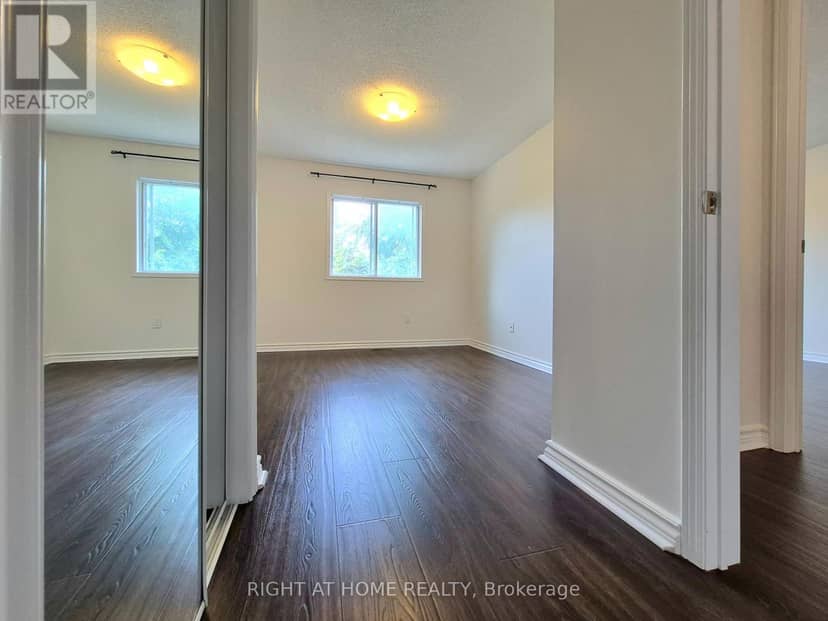 21 McCullock Crescent — photo 22 of 32