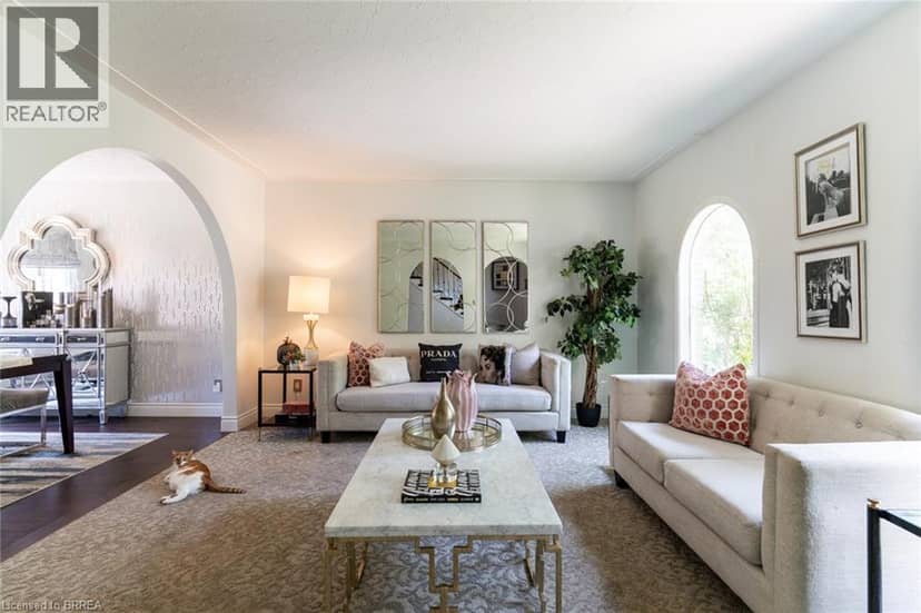 267 MEMORIAL Drive — photo 15 of 36