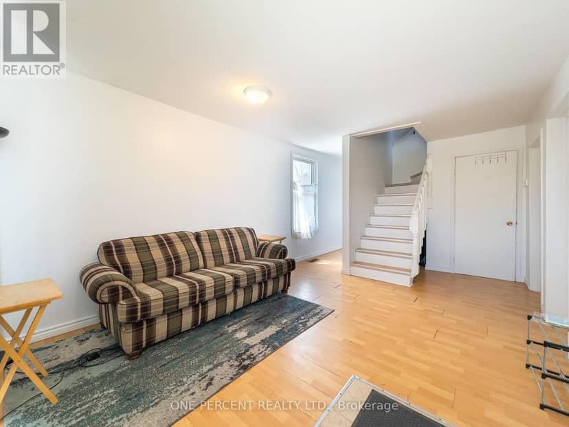 138 Chatham Street — photo 5 of 25