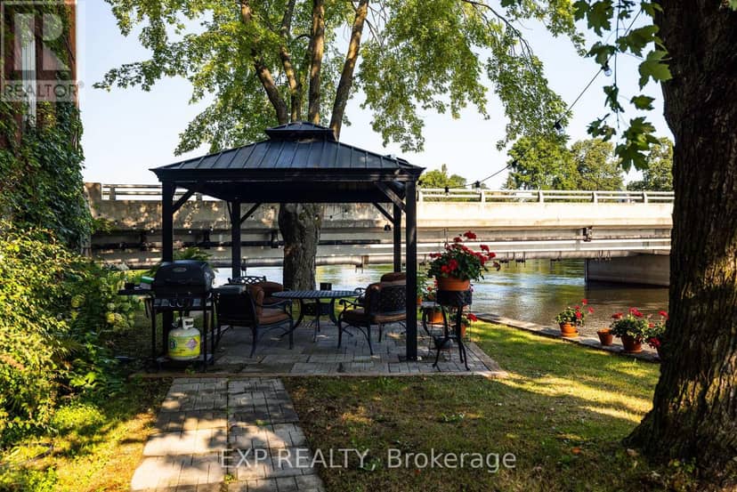 5-7 Bridge Street, Mississippi Mills, photo 8