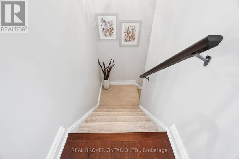 14 Chestnut Drive — photo 24 of 40