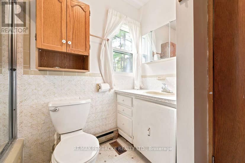 20 Meadowbrook Drive — photo 12 of 40