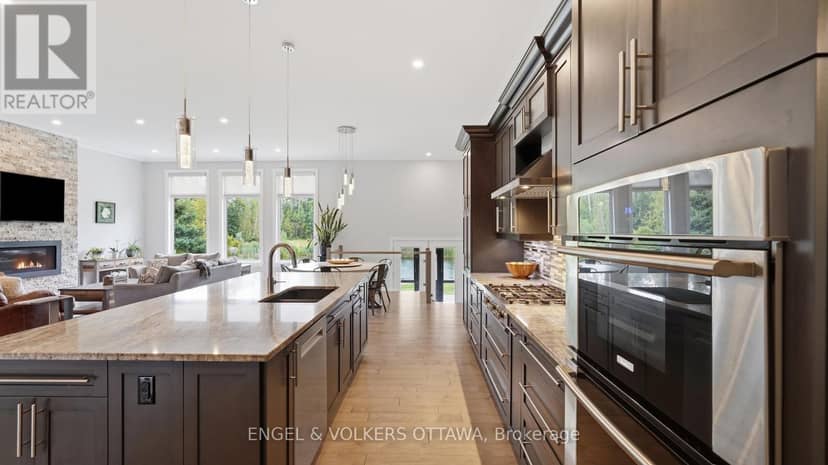 1914 Cedarlakes Way — photo 11 of 40
