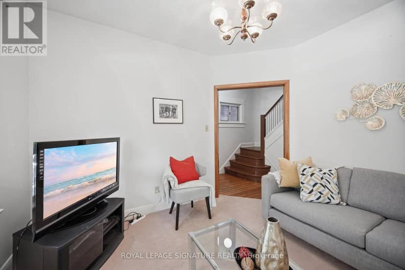 43 Marchmount Road — photo 11 of 40