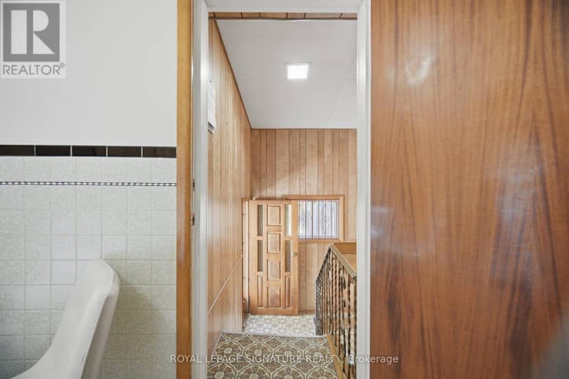 43 Marchmount Road — photo 37 of 40
