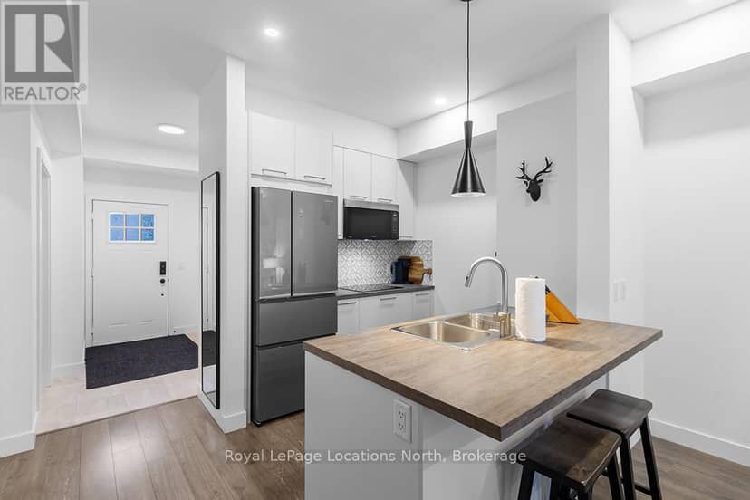 104 - 10 Beausoleil Lane — photo 6 of 40