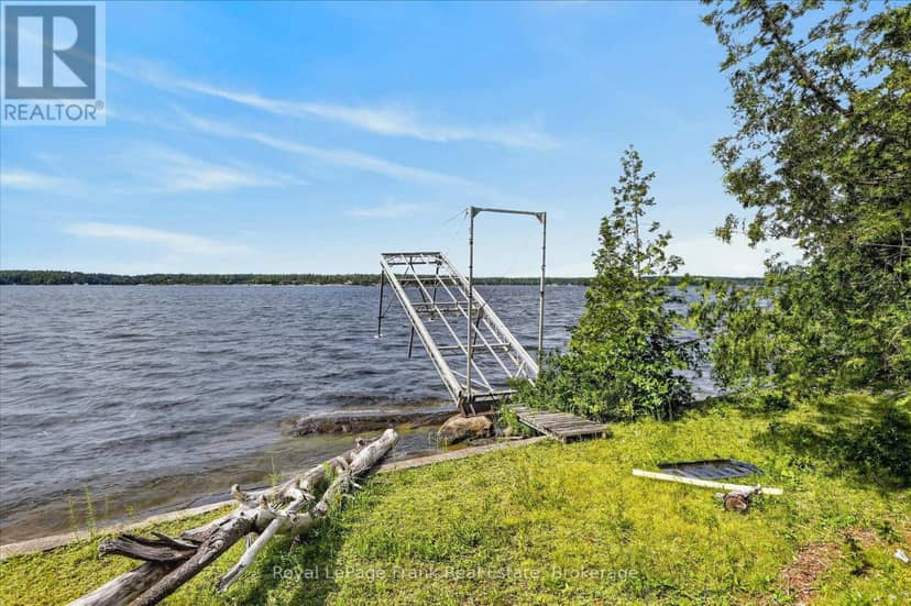 1550 Island 85 Stoney Lake, Douro-Dummer, photo 3
