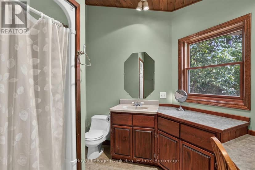 1550 Island 85 Stoney Lake — photo 33 of 40