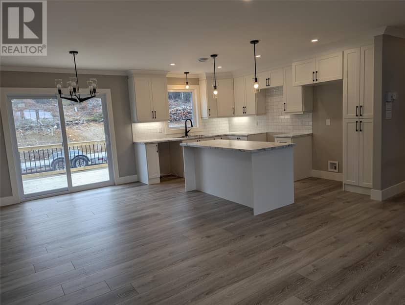 43 Swansea Street — photo 3 of 15