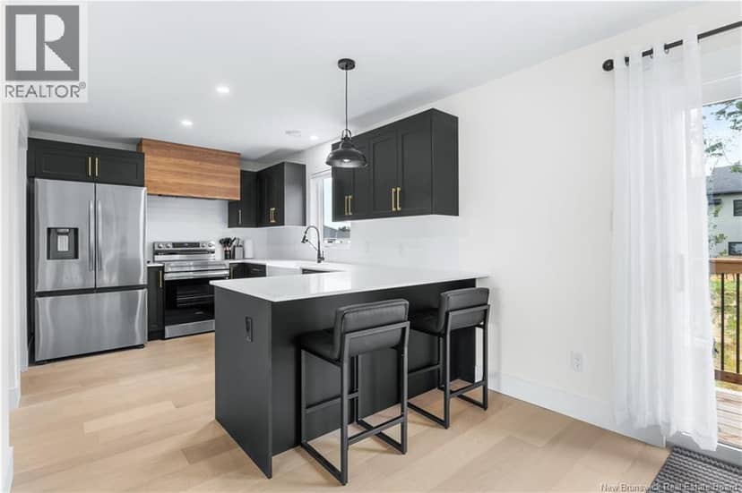 153 Herman Street — photo 13 of 27