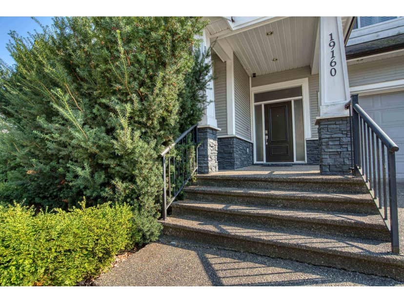 19160 69 AVENUE, Surrey, photo 3