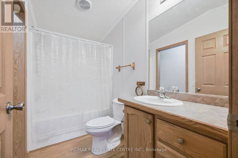 21 Trillium Beach Drive — photo 20 of 28