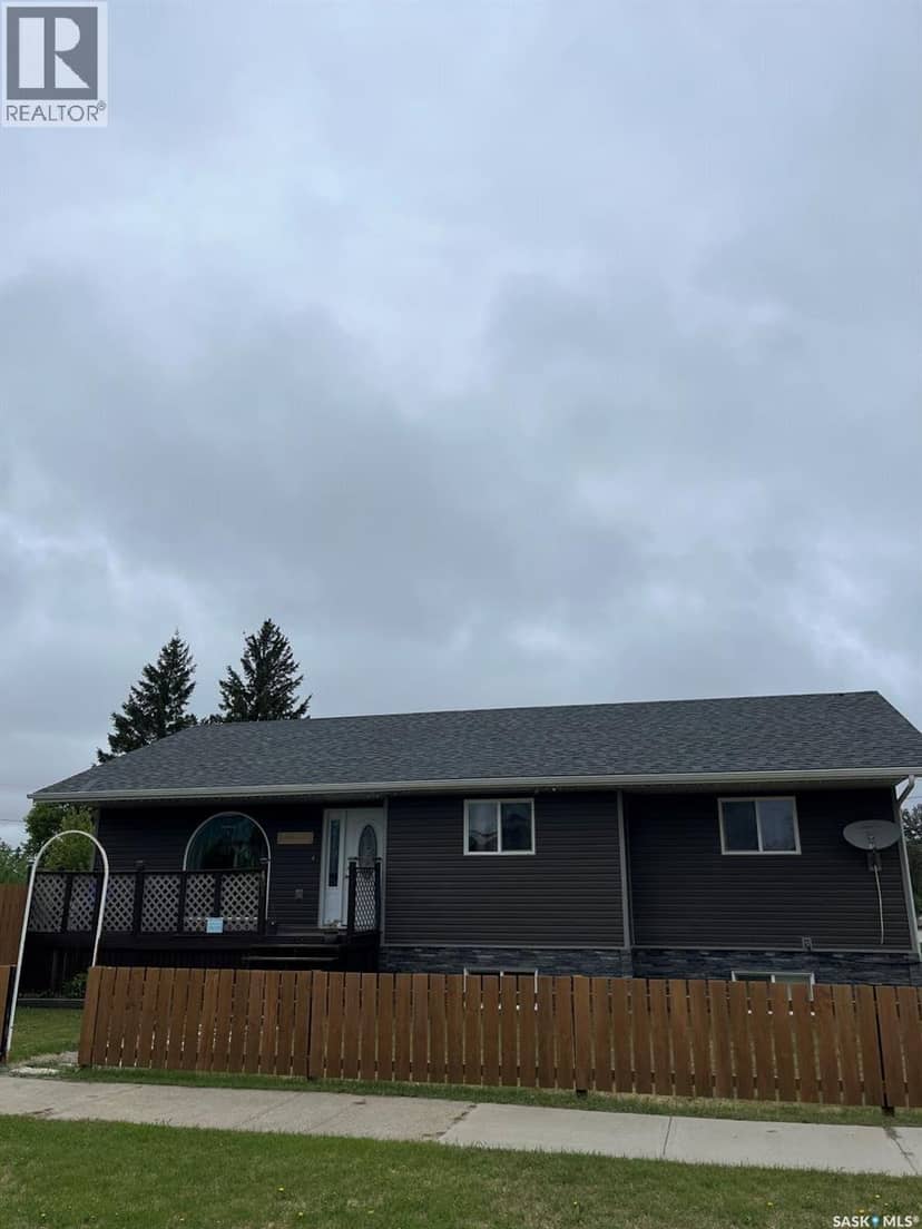 401 6th AVENUE W, Nipawin, photo 2