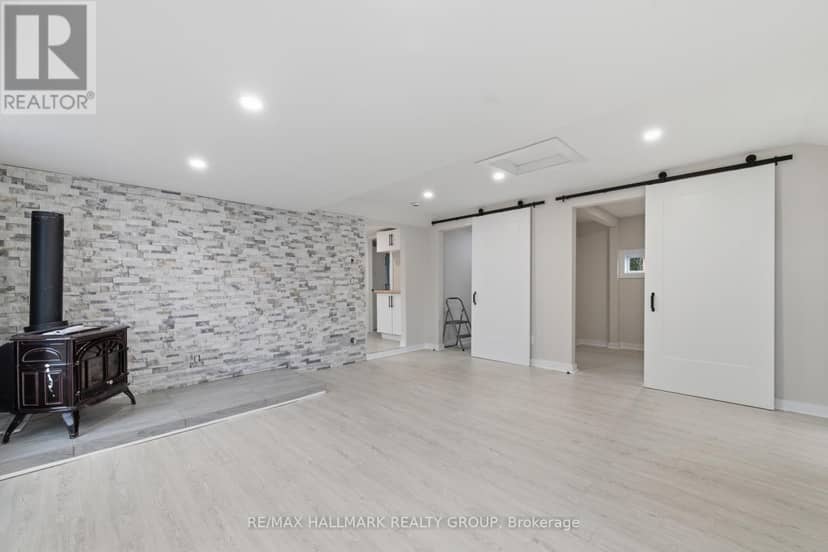 1114 Bayview Drive — photo 34 of 40