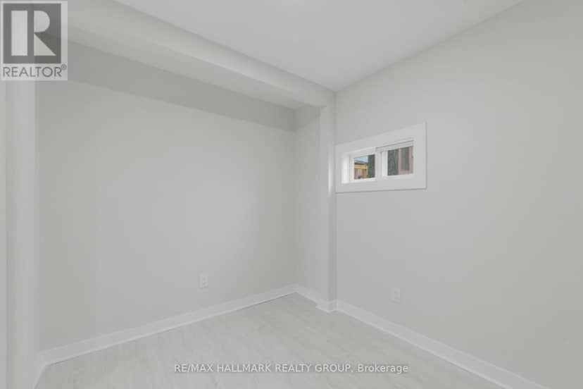 1114 Bayview Drive — photo 37 of 40