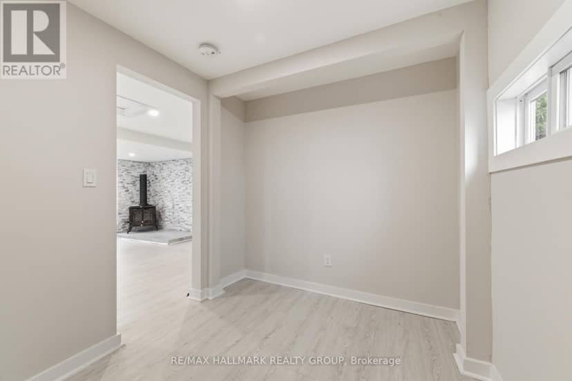 1114 Bayview Drive — photo 38 of 40