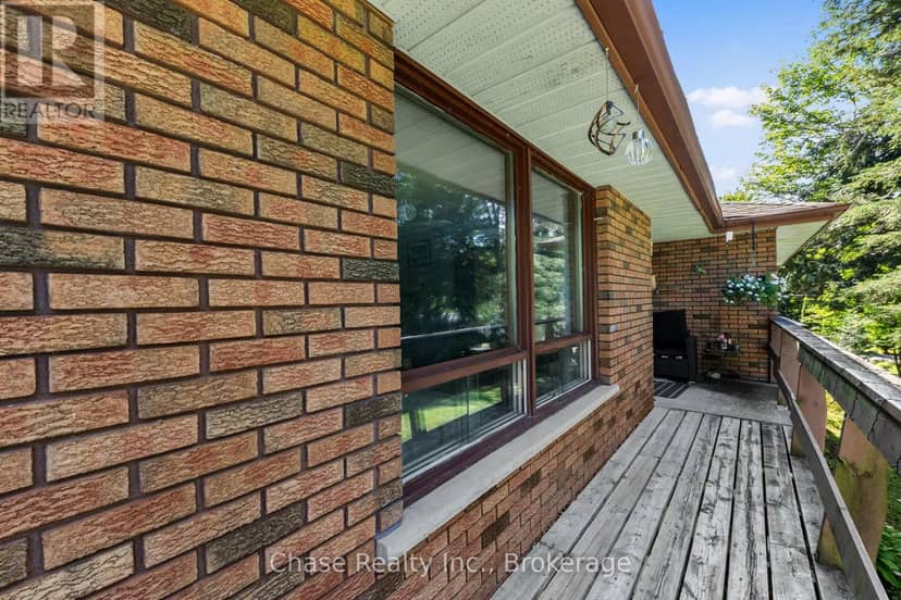 655 Tiny Beaches Road N — photo 7 of 40