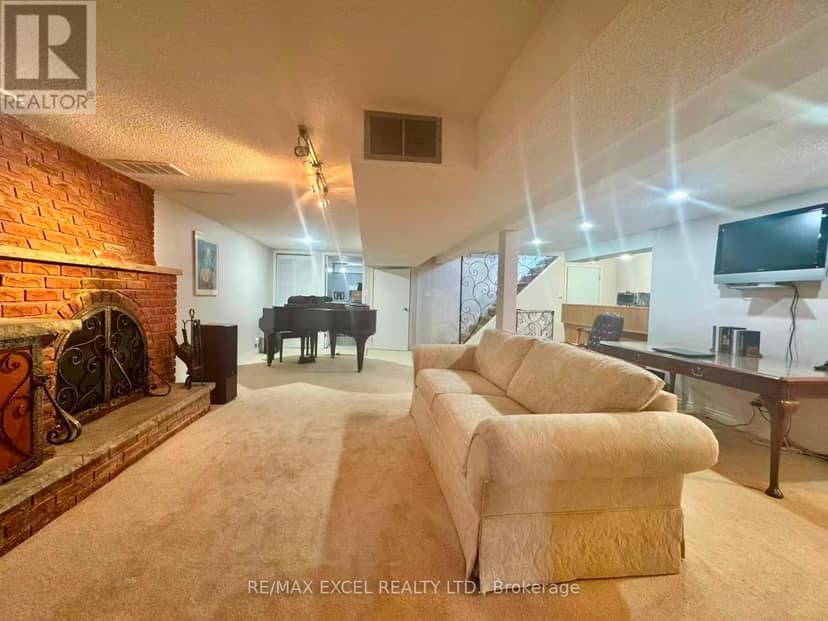 62 Ardgowan Crescent — photo 29 of 40