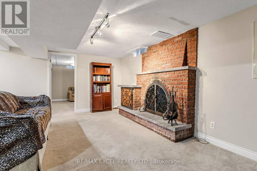 62 Ardgowan Crescent — photo 26 of 40