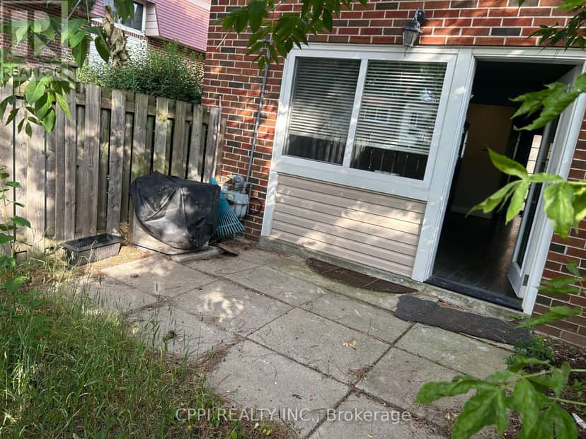 127 - 69 Godstone Road — photo 5 of 17