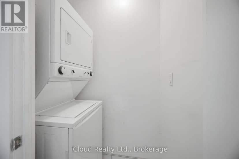 311 - 70 Forest Manor Road — photo 7 of 29