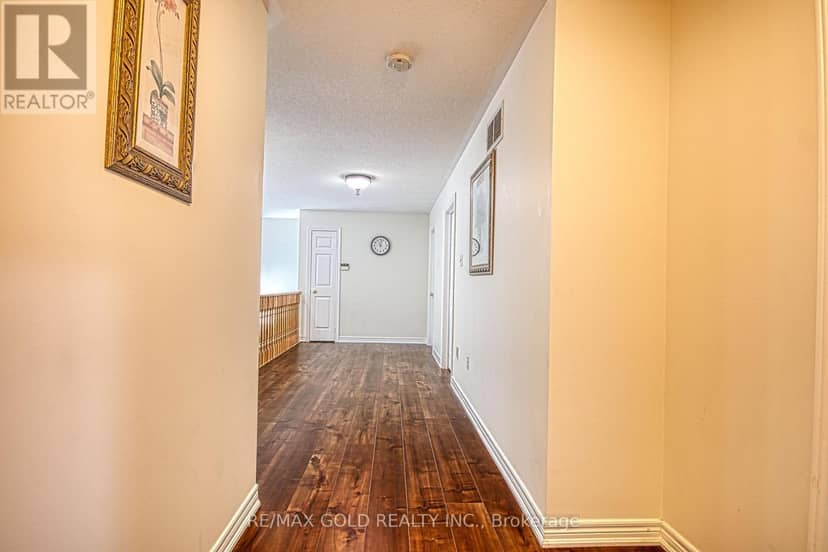 3428 Erin Centre Boulevard — photo 24 of 40