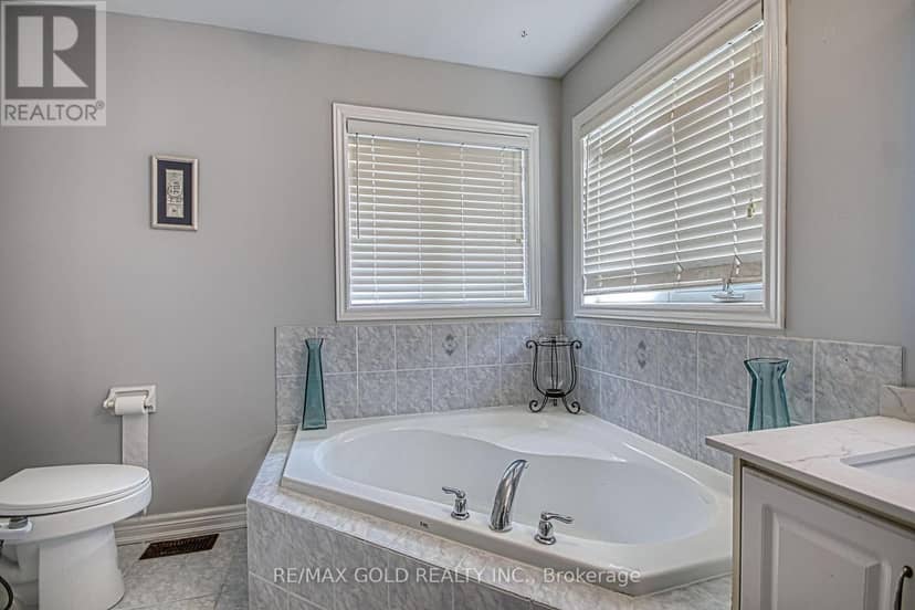 3428 Erin Centre Boulevard — photo 28 of 40