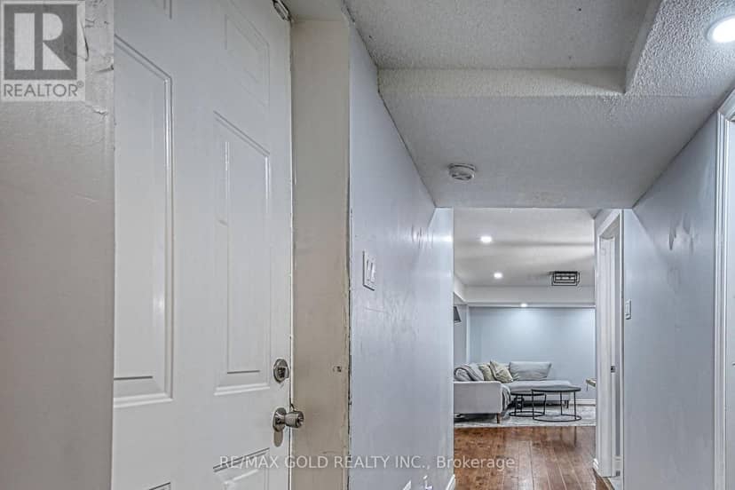 3428 Erin Centre Boulevard — photo 40 of 40