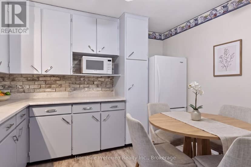 893 Cumberland Avenue — photo 7 of 32