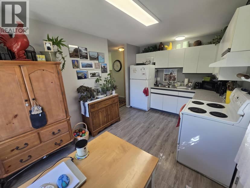 5023 POHLE AVENUE, Terrace, photo 7