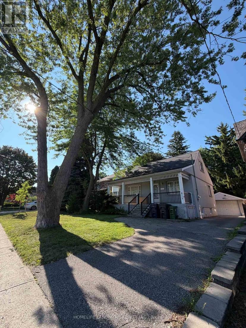 228 Hollywood Avenue — photo 1 of 18