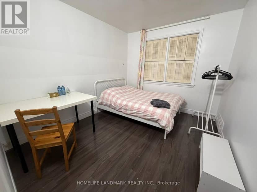 228 Hollywood Avenue — photo 7 of 18