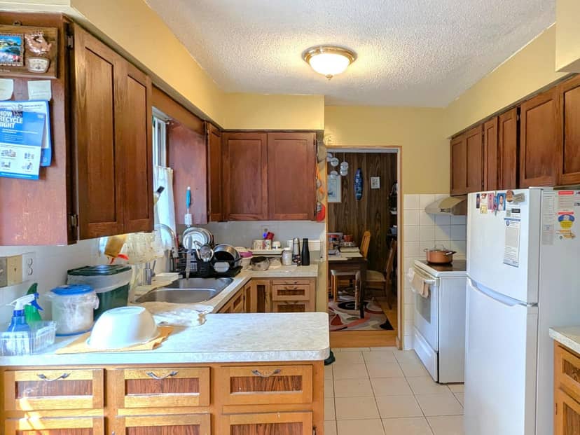 12770 102 AVENUE, Surrey, photo 6