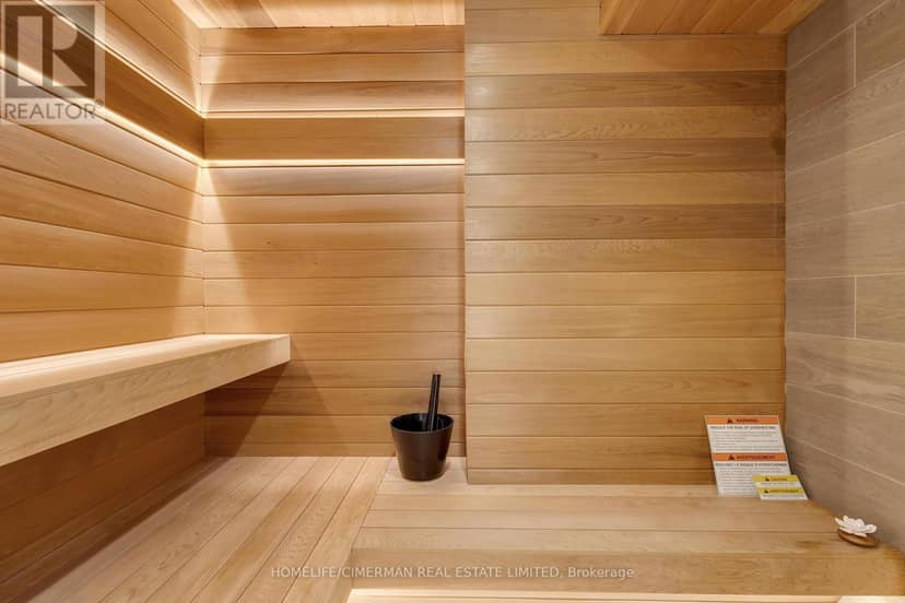 124 Lyndhurst Avenue — photo 20 of 40