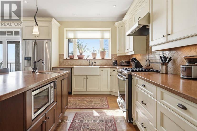 3585 Yacht Harbour Road — photo 21 of 40